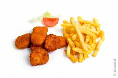Nuggets and Fries © Peter Hollos