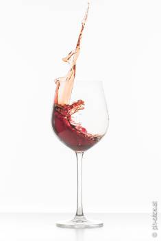 Weinspritzer © Peter Hollos